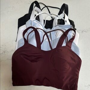 Lot of 4 Lululemon like a cloud bras